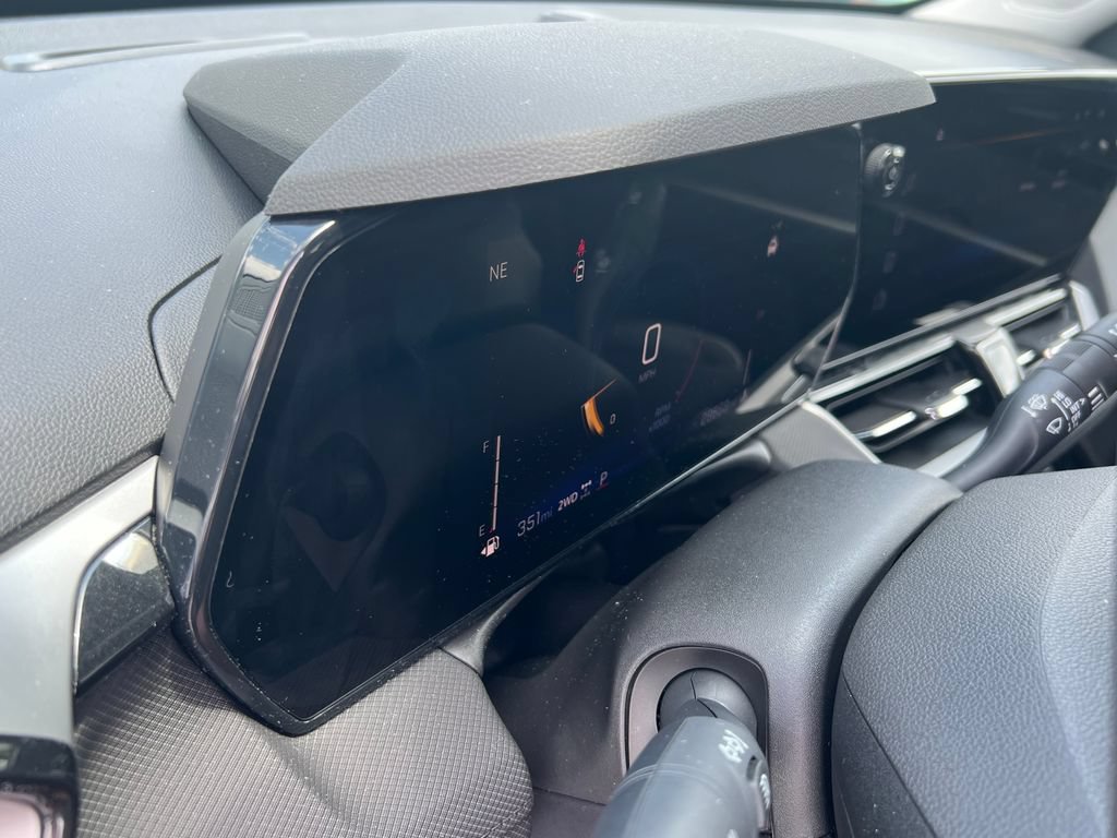Used 2025 Chevrolet TrailBlazer LT AWD/4WD image 20