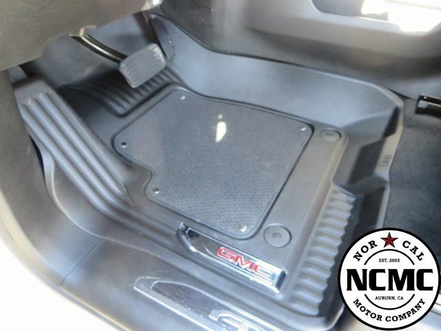 Used 2025 GMC Sierra 1500 AT4 image 28