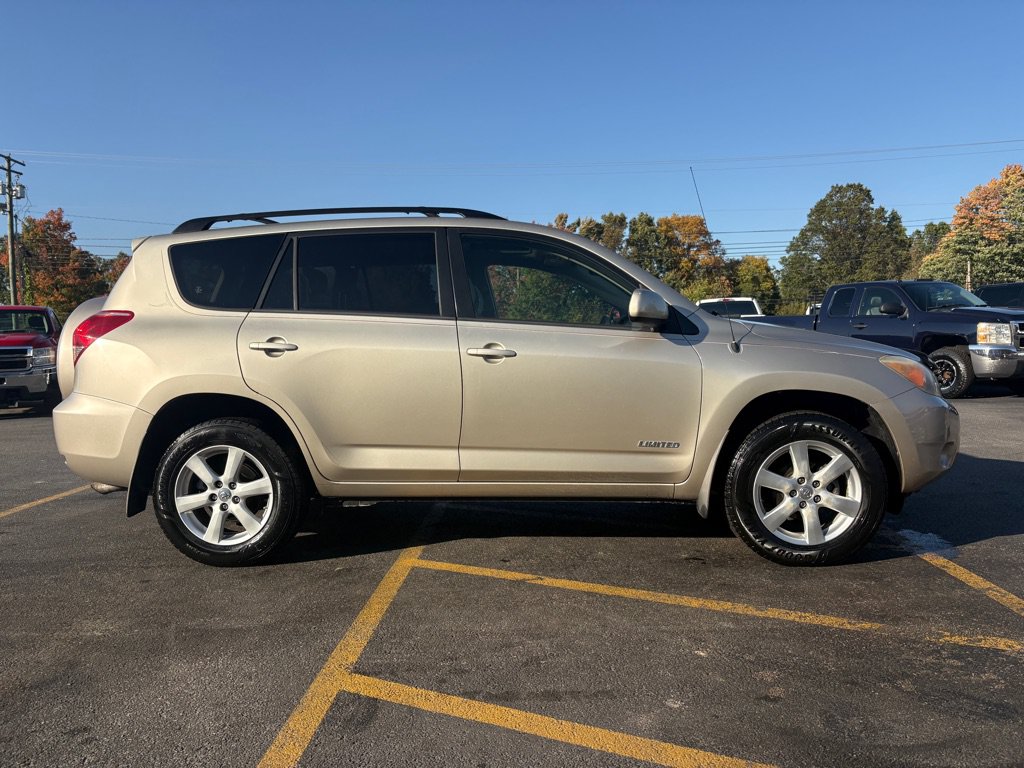 Used 2008 Toyota RAV4 Limited AWD/4WD image 5
