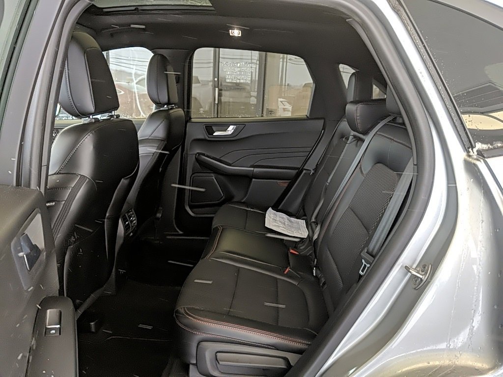 Certified 2023 Ford Escape ST-Line w/ Tech Pack #1 image 14