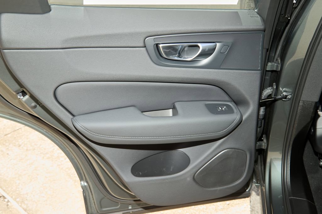 New 2026 Volvo XC60 T8 Plus w/ Climate Package image 18