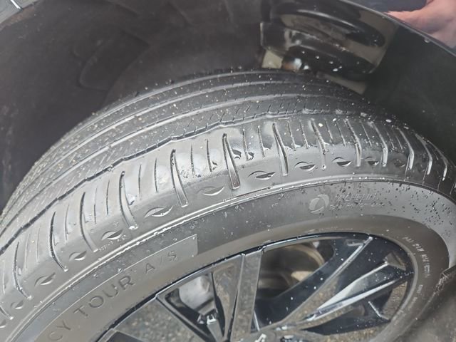 Used 2023 Chevrolet Equinox LS w/ LS Convenience Package image 28