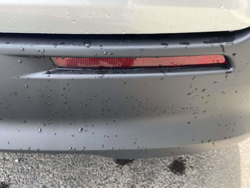 Used 2025 Toyota Sienna XLE image 26