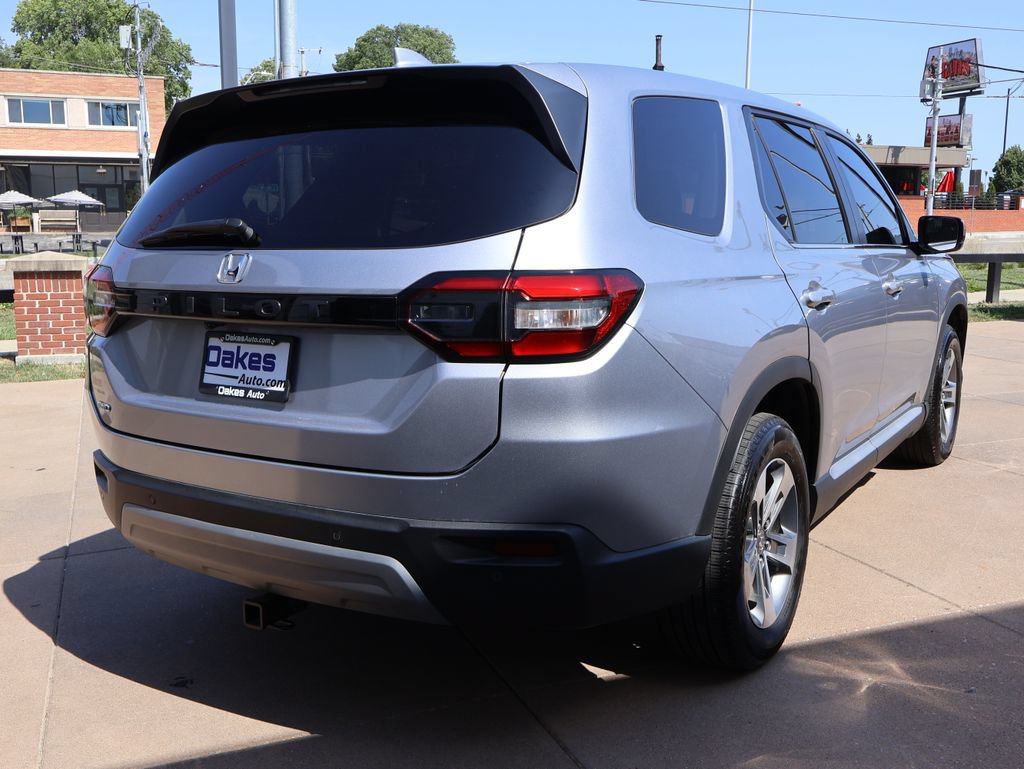 Used 2025 Honda Pilot EX-L image 6