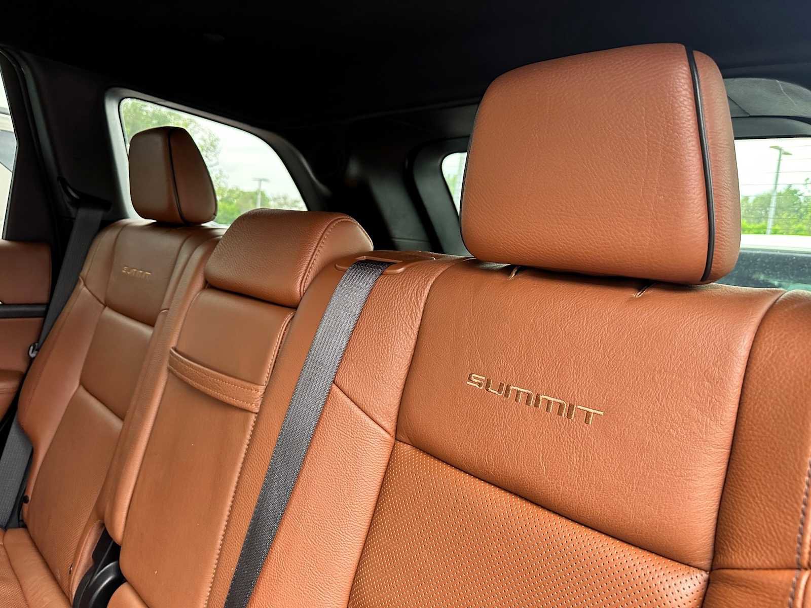 Used 2020 Jeep Grand Cherokee Summit AWD/4WD image 28
