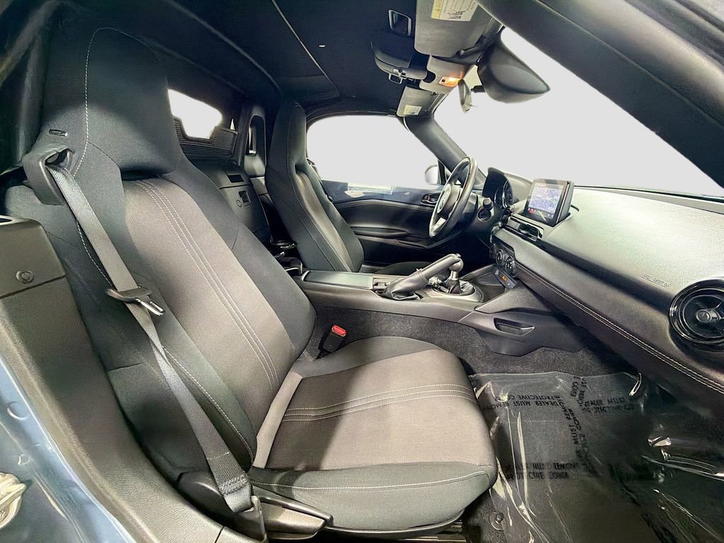 Used 2020 MAZDA MX-5 Miata Club RWD image 28