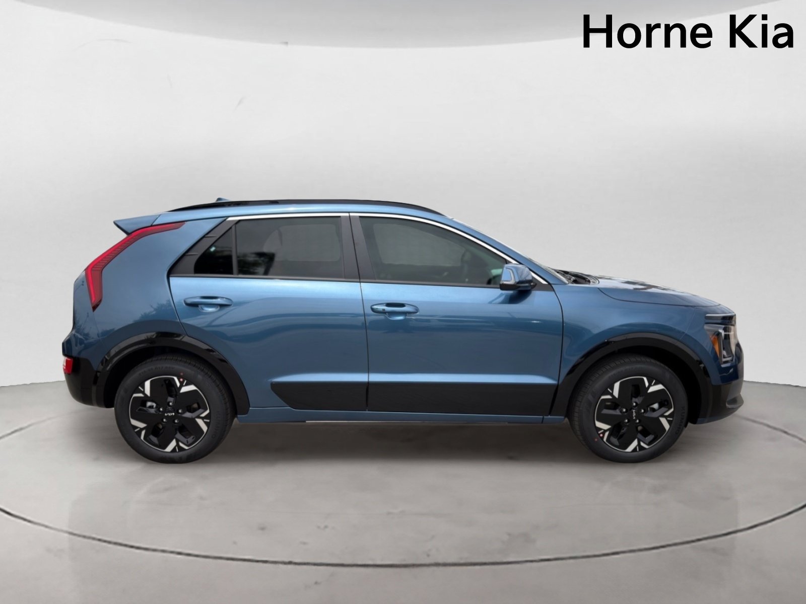 New 2026 Kia Niro Wind FWD image 3