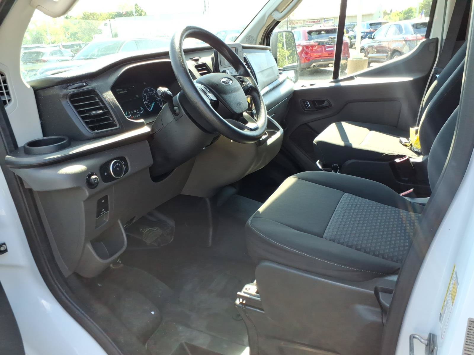Used 2025 Ford Transit 250 Low Roof w/ Exterior Upgrade Package RWD image 14