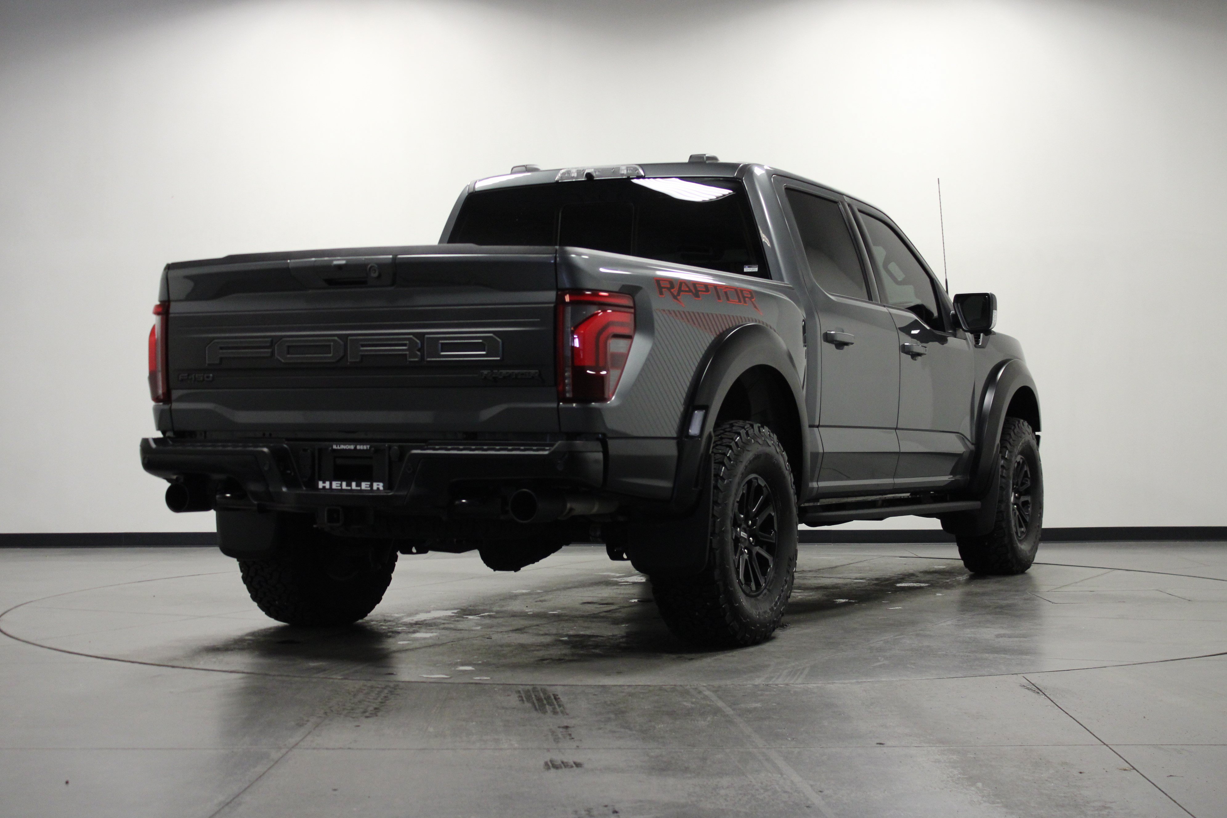 Used 2025 Ford F150 Raptor AWD/4WD image 4