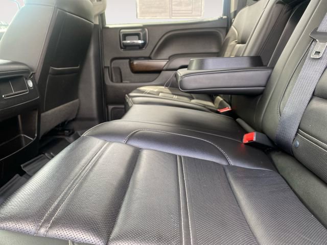 Used 2019 GMC Sierra 2500 Denali w/ Duramax Plus Package AWD/4WD image 30