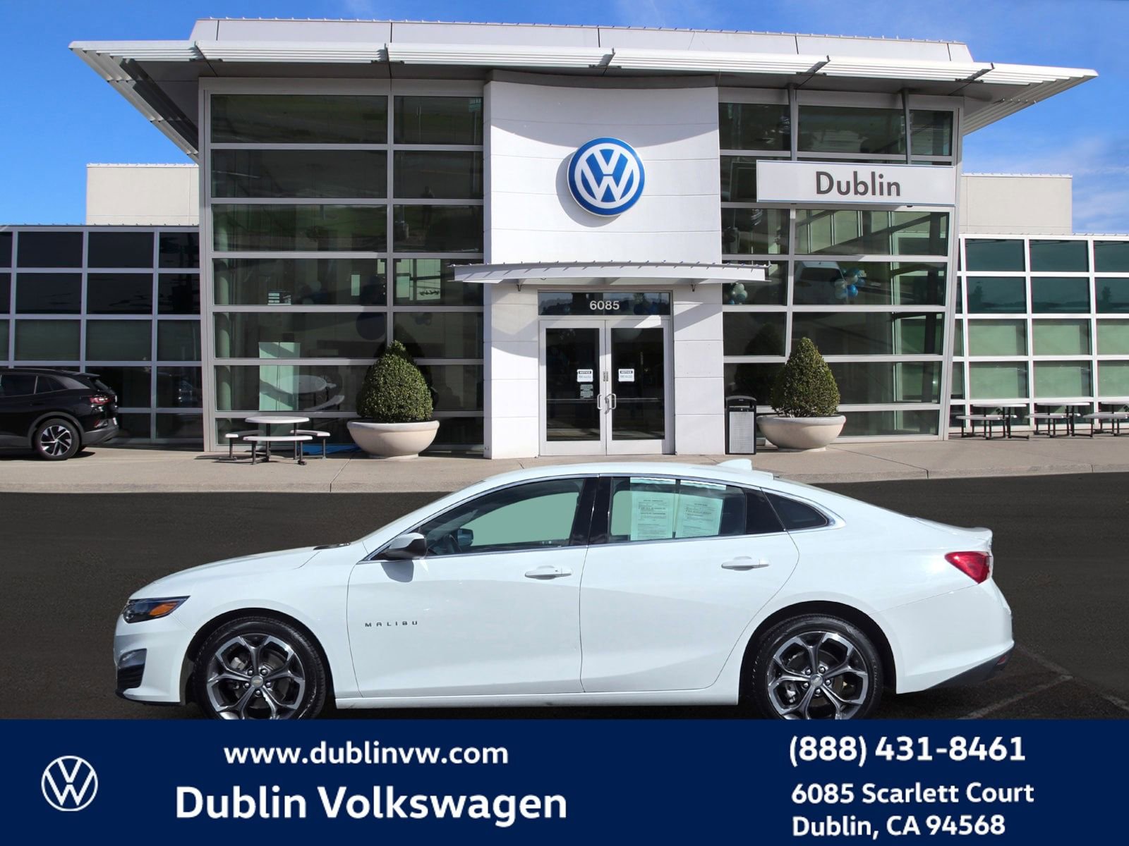 Used 2023 Chevrolet Malibu LT FWD image 7