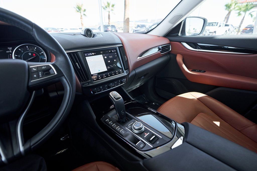 Used 2022 Maserati Levante GT image 40