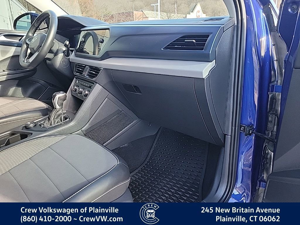 Certified 2022 Volkswagen Taos SE image 45