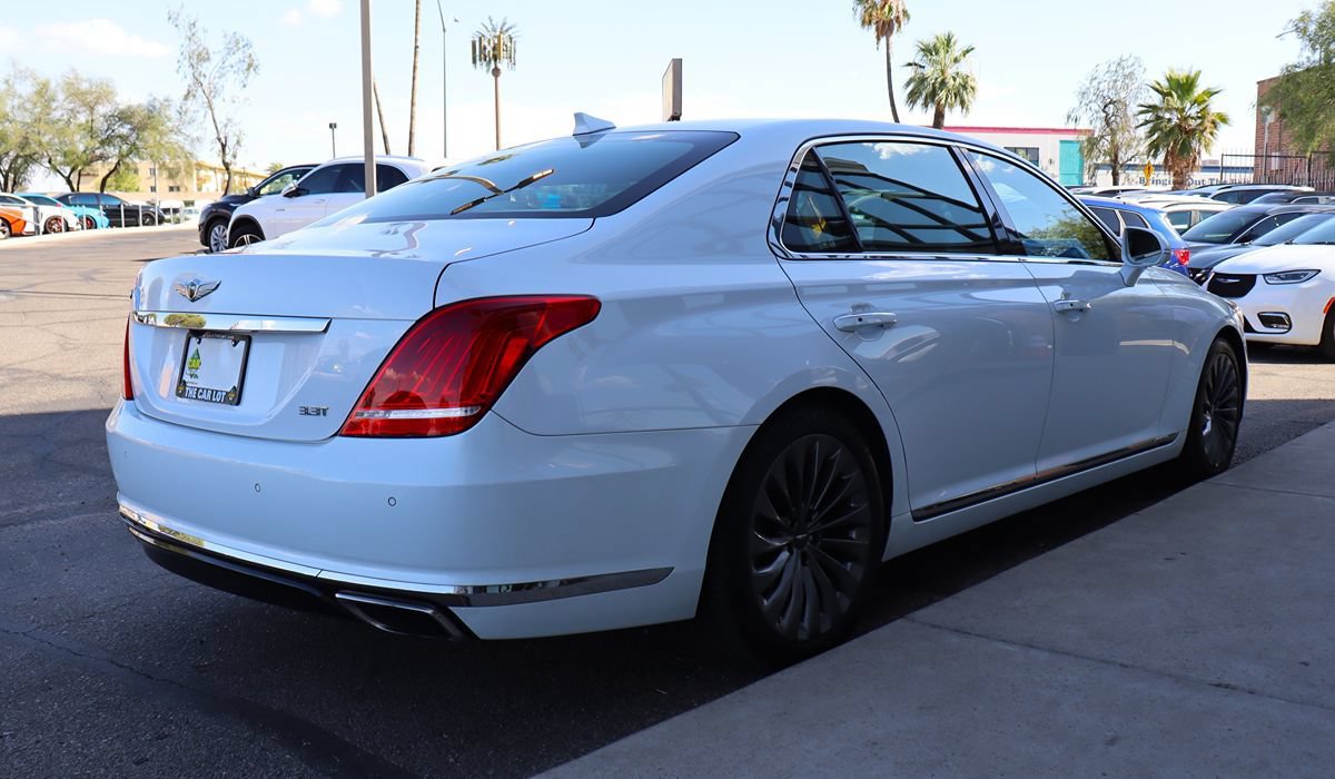 Used 2017 Genesis G90 3.3T Premium RWD image 13