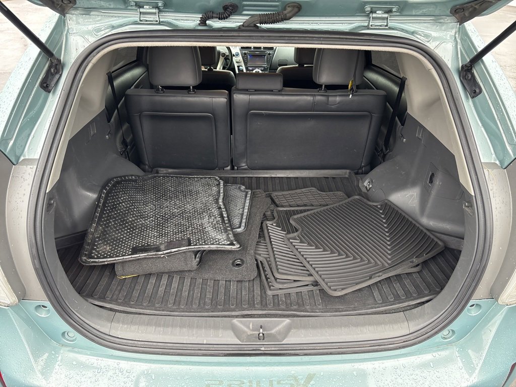 Used 2014 Toyota Prius V Three image 25