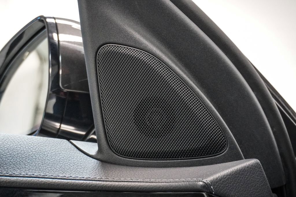 Used 2022 Mercedes-Benz S 500 4MATIC w/ AMG Line Package image 22