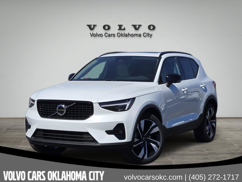 Used 2026 Volvo XC40 B5 Ultra w/ Protection Package Premier AWD/4WD image 1