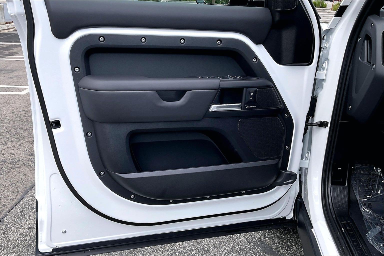 New 2026 Land Rover Defender 110 S AWD/4WD image 14