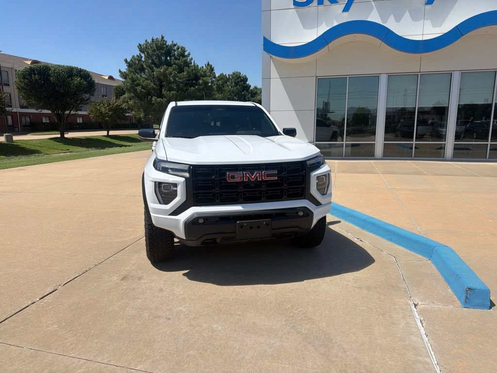 Used 2023 GMC Canyon Elevation w/ Elevation Premium Package AWD/4WD image 5