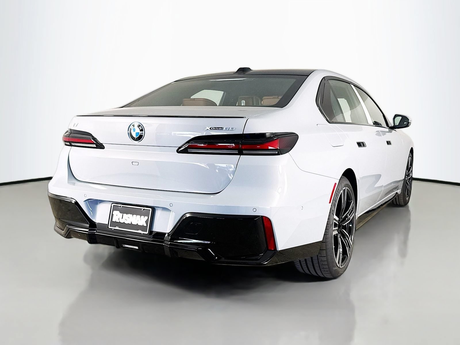 New 2026 BMW i7 xDrive60 w/ Executive Package AWD/4WD image 7