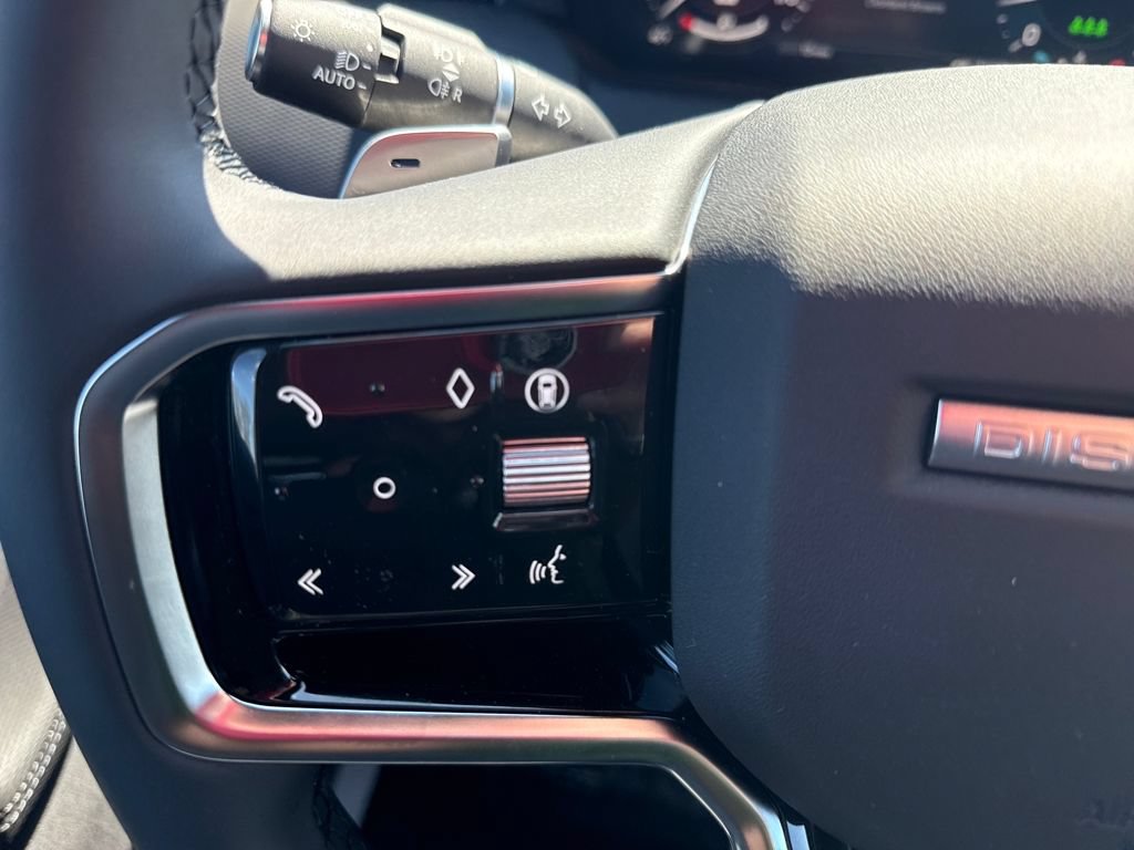 New 2026 Land Rover Discovery Sport Landmark AWD/4WD image 19