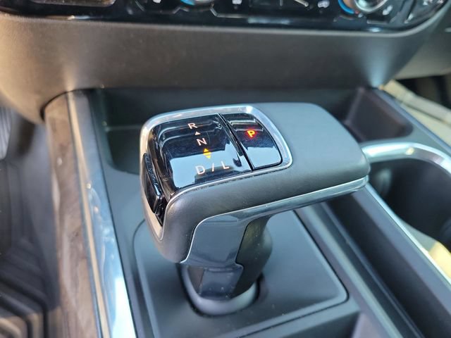 Used 2023 Chevrolet Silverado 1500 LTZ AWD/4WD image 28