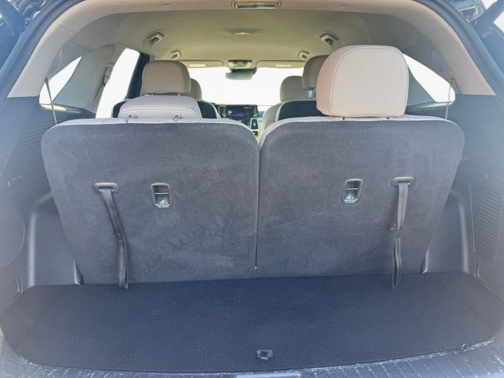 Certified 2023 Kia Sorento SX Prestige AWD/4WD image 37