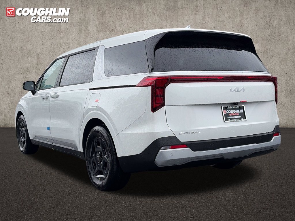 New 2027 Kia Carnival FWD image 5