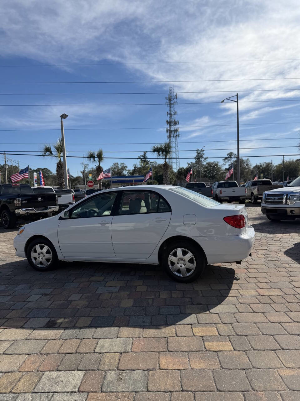 Used 2007 Toyota Corolla LE image 9