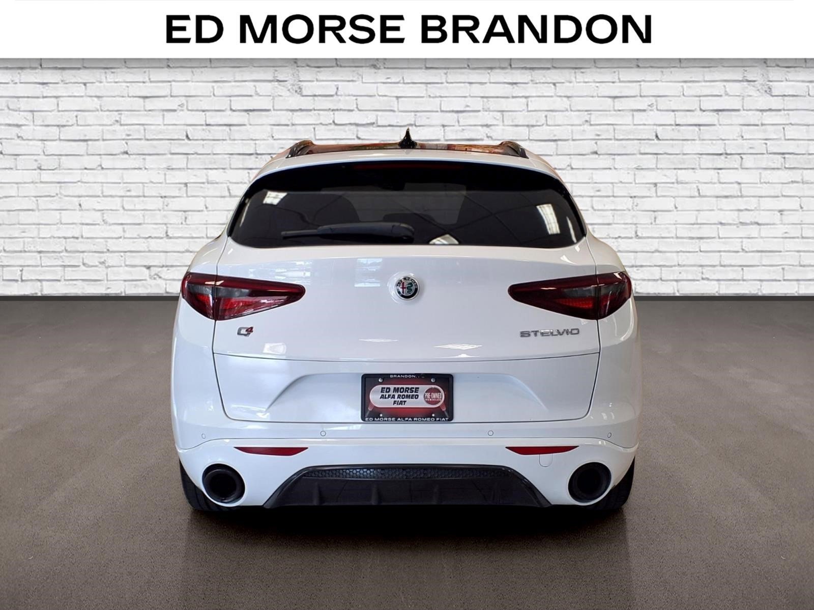 Used 2023 Alfa Romeo Stelvio Veloce AWD/4WD image 4