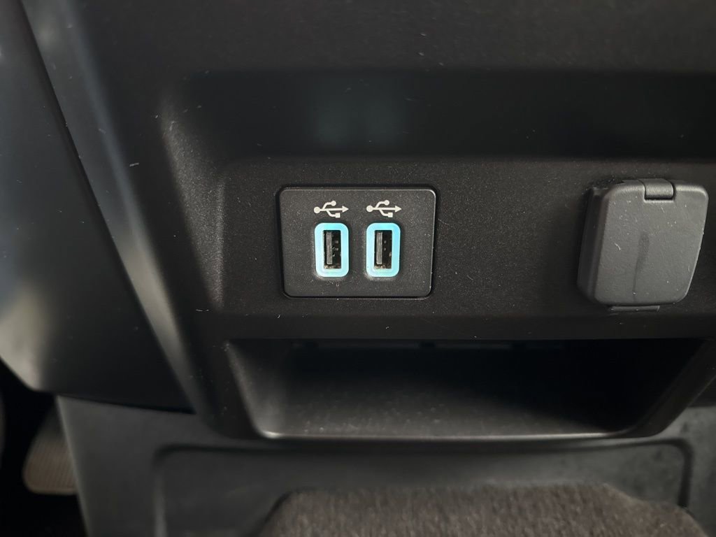 Used 2019 Ford F150 XLT w/ Trailer Tow Package image 15