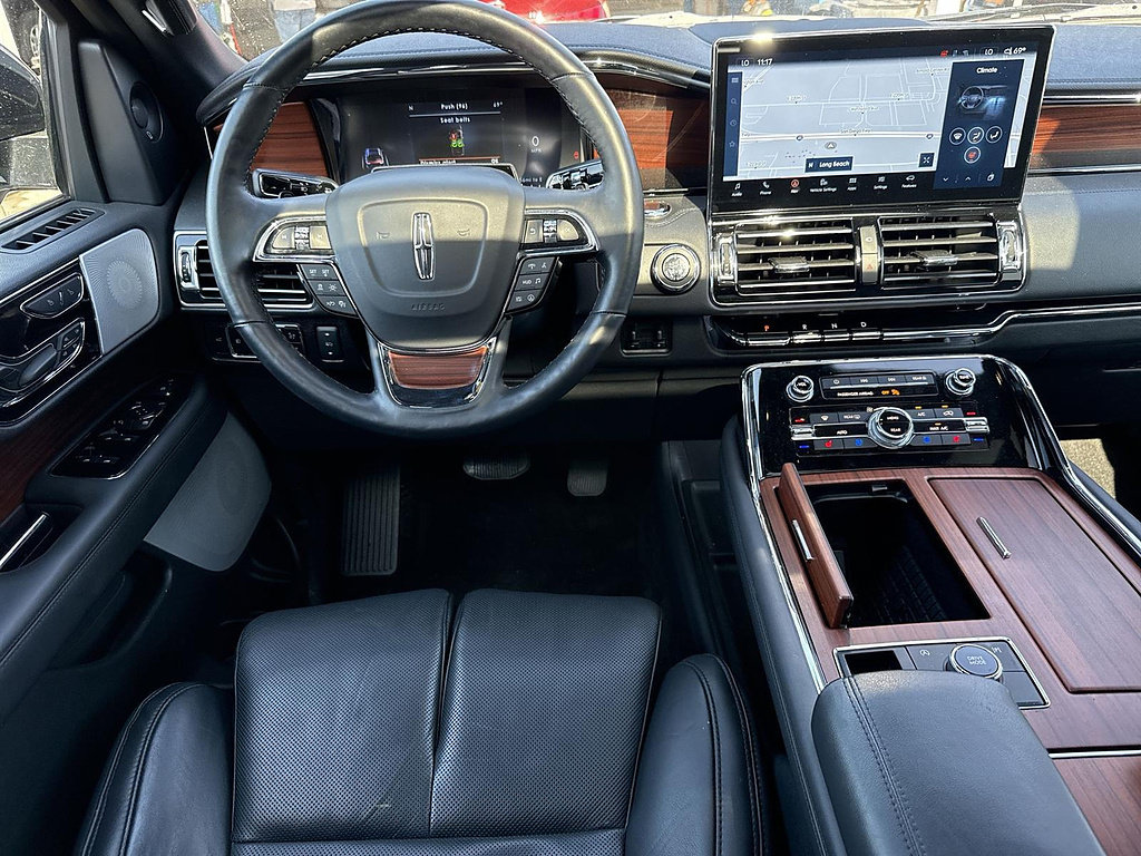 Used 2024 Lincoln Navigator Reserve AWD/4WD image 20
