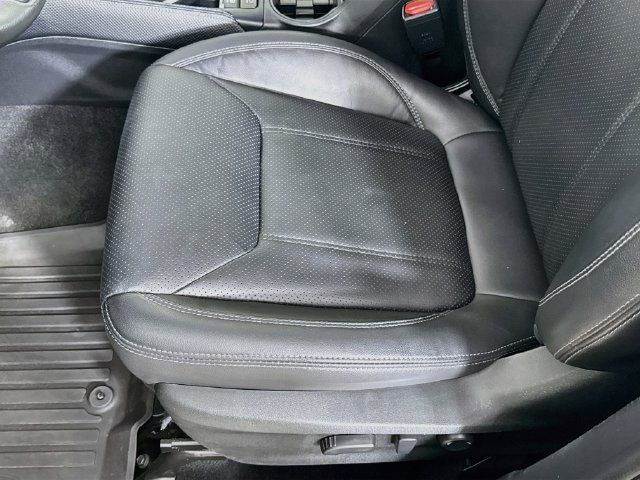 Used 2023 Subaru Forester Limited AWD/4WD image 22