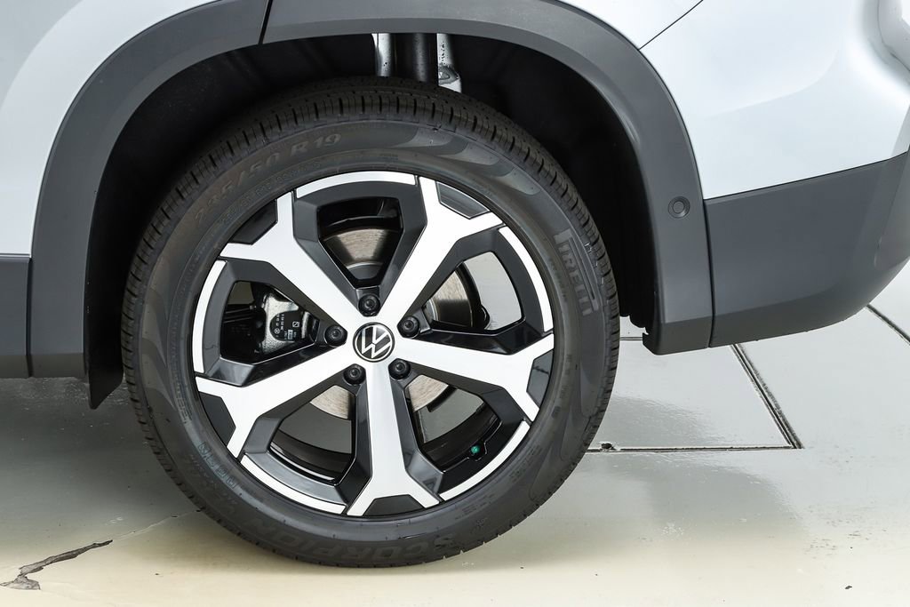 New 2026 Volkswagen Tiguan SE image 45