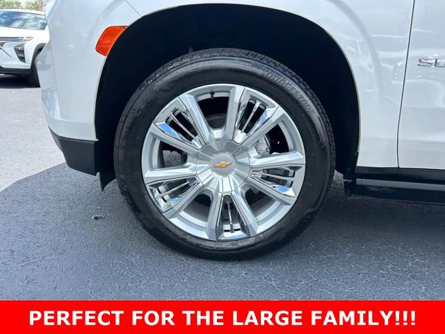 Certified 2024 Chevrolet Suburban High Country w/ Max Trailering Package AWD/4WD image 9