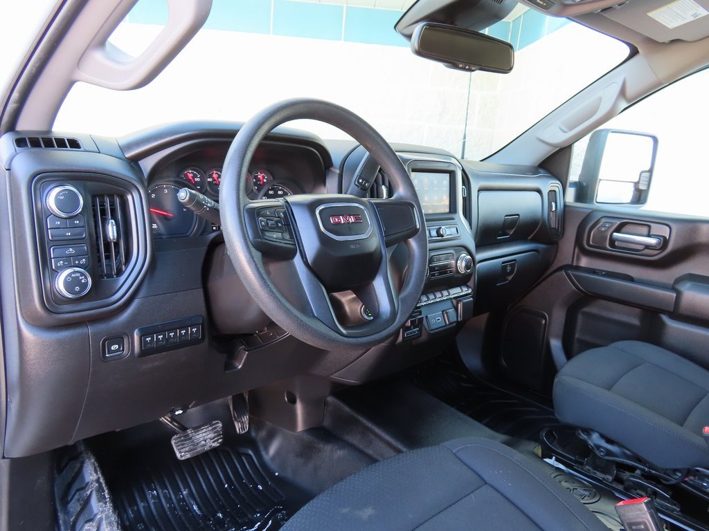 Used 2025 GMC Sierra 3500 Pro image 20