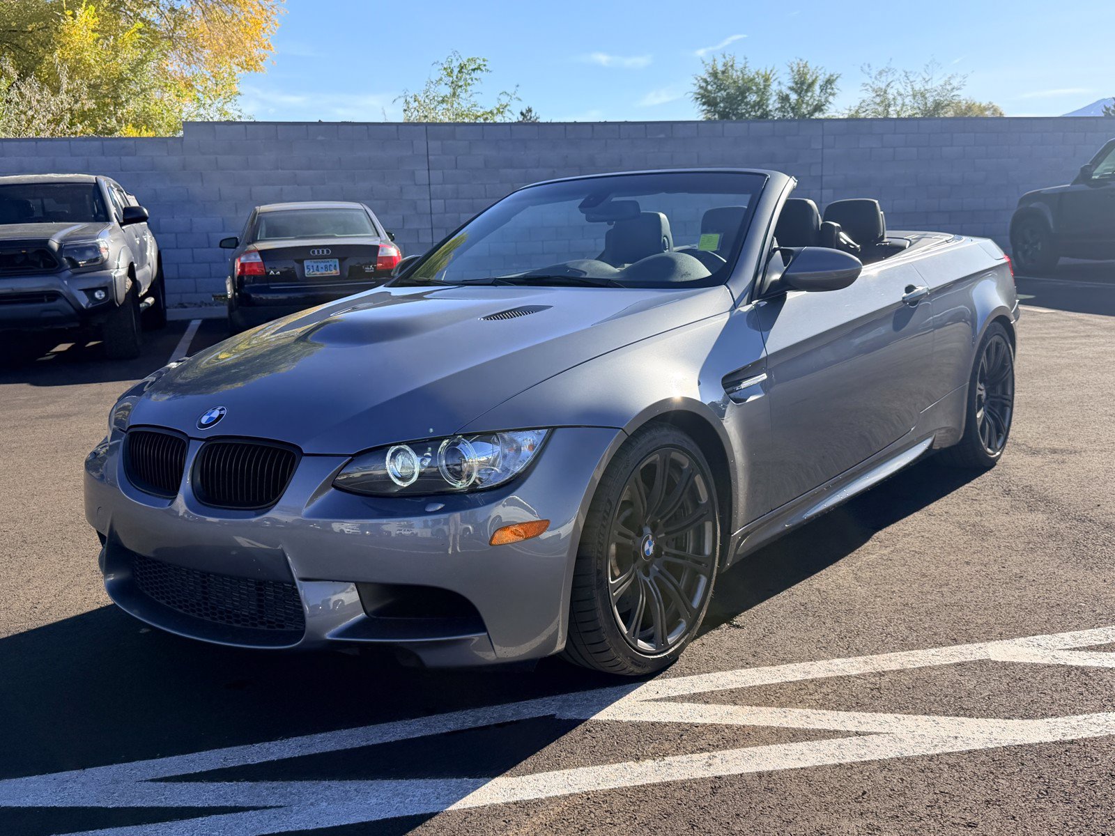 Used 2011 BMW M3 Convertible RWD image 9
