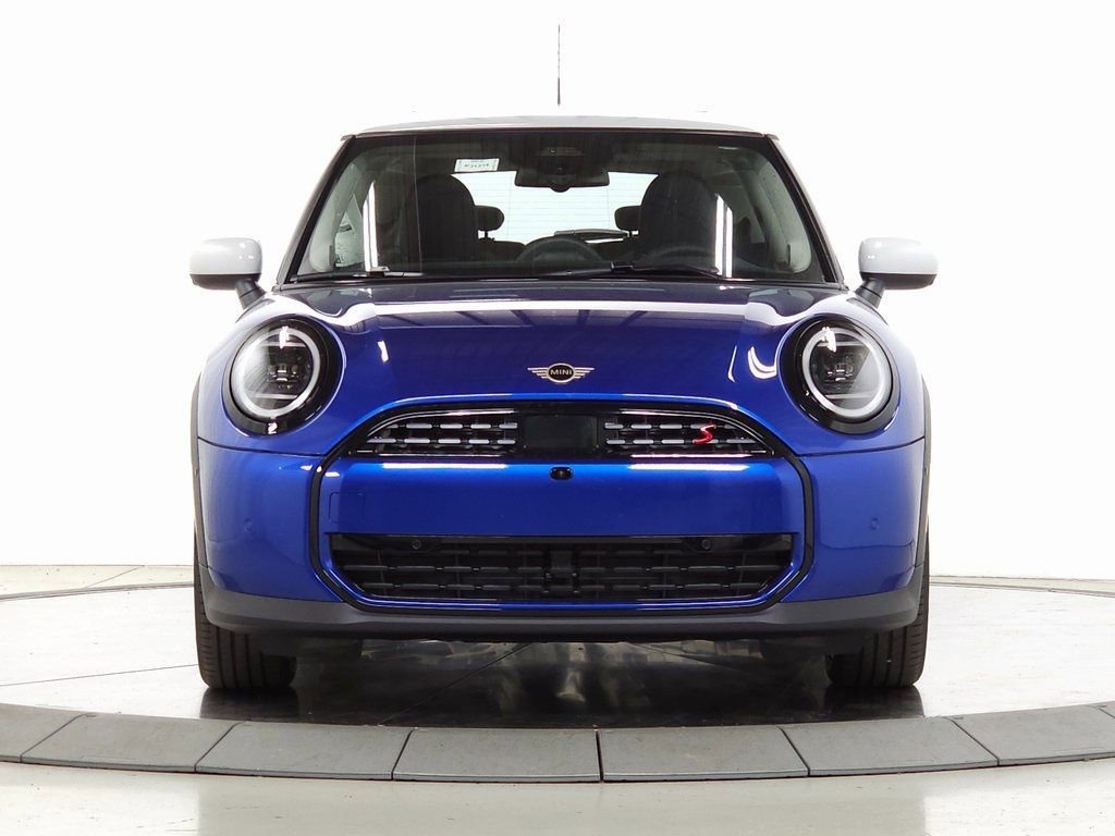 Used 2025 MINI Cooper S image 2