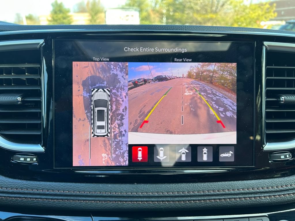 New 2025 Chrysler Pacifica Pinnacle w/ Trailer Tow Group AWD/4WD image 14
