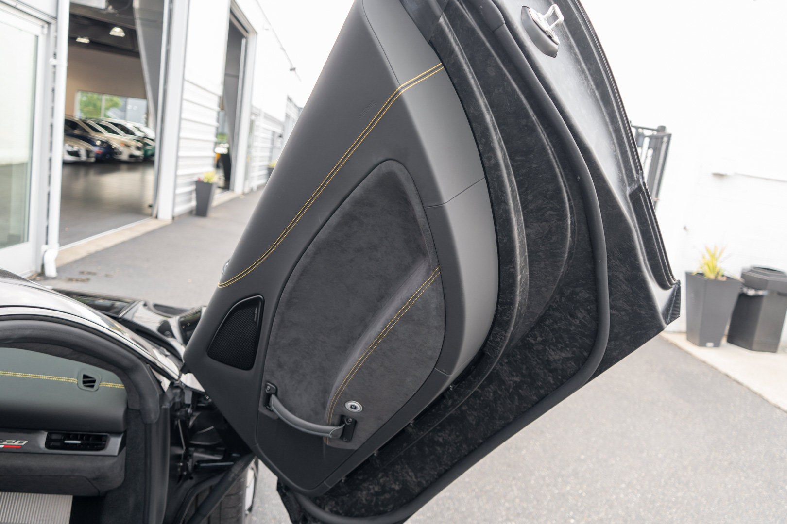 Used 2022 Maserati MC20 Coupe RWD image 30