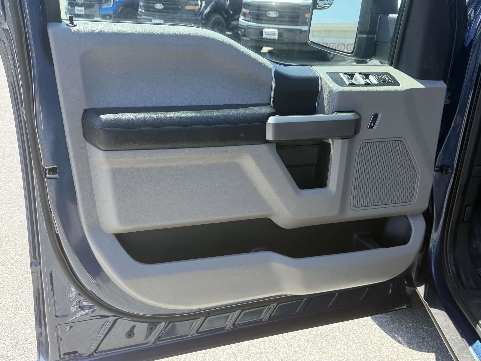Used 2020 Ford F150 XLT w/ Trailer Tow Package AWD/4WD image 15