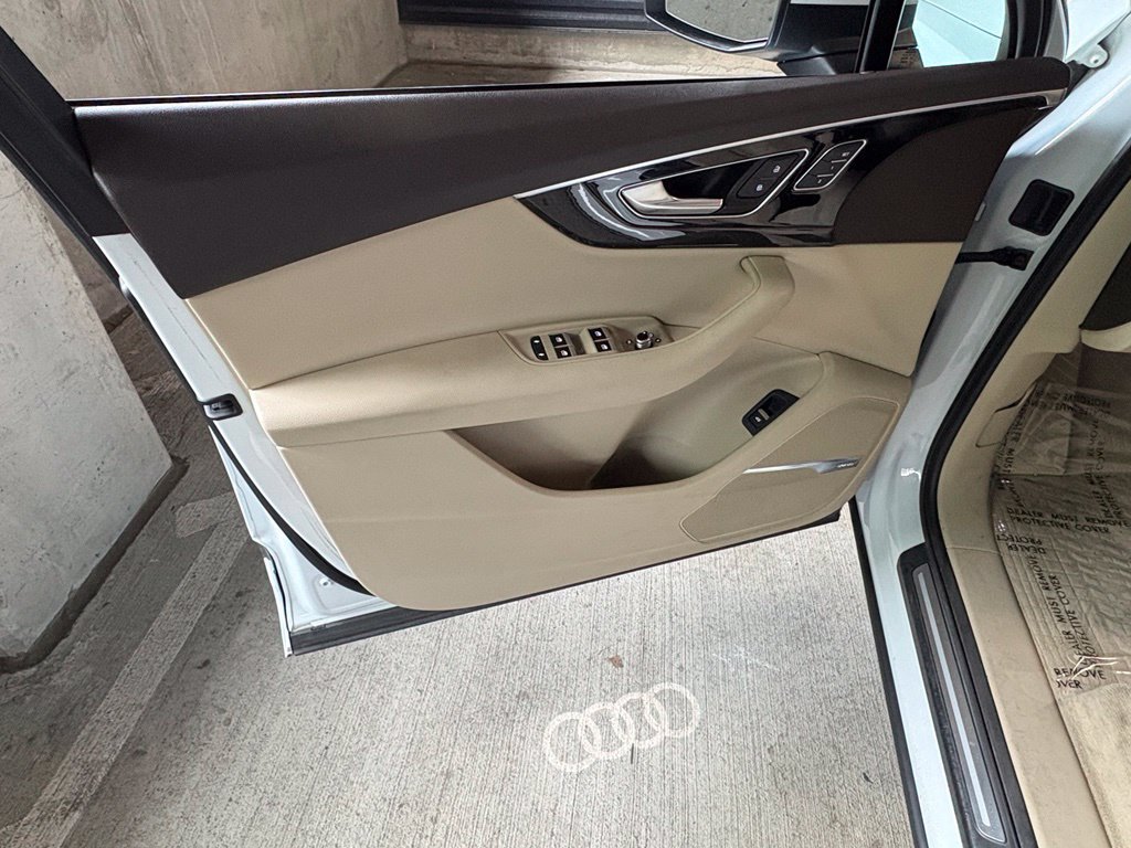 Used 2018 Audi Q7 3.0T Premium Plus AWD/4WD image 19