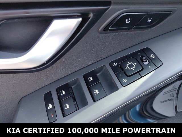 Certified 2025 Kia Niro SX FWD image 20