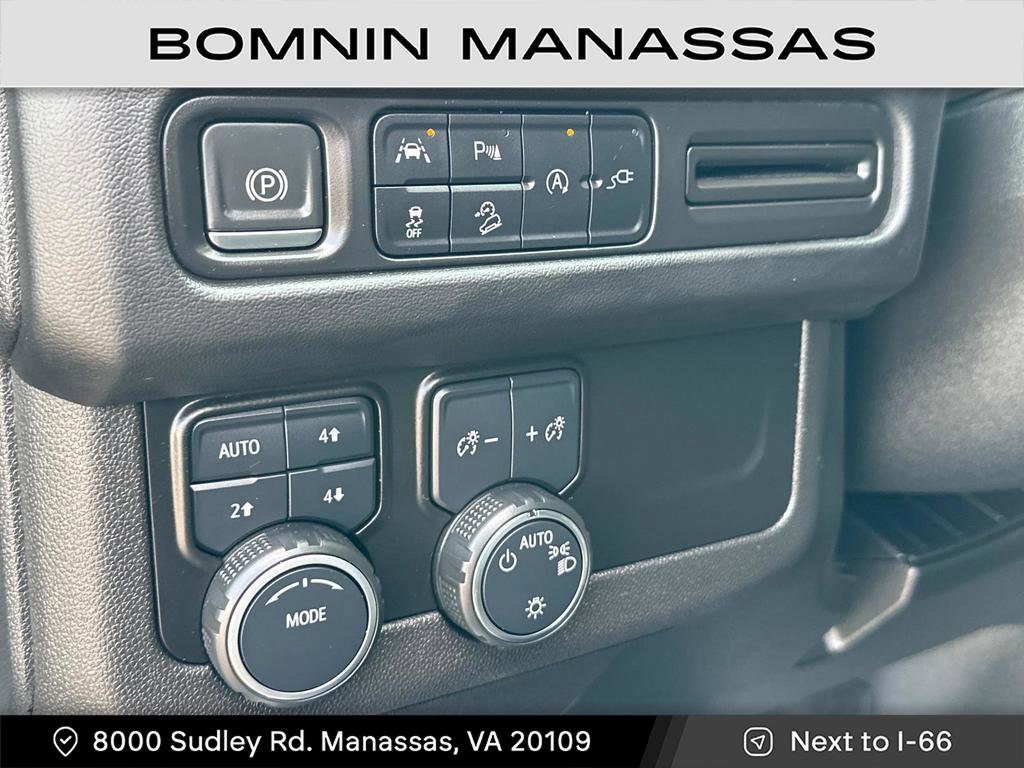 Used 2022 Chevrolet Tahoe Z71 image 24