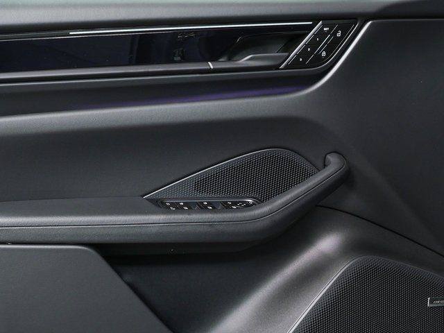 New 2026 Porsche Macan Electric RWD image 6