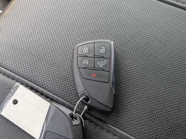 Used 2025 Chevrolet Silverado 1500 LTZ w/ Technology Package AWD/4WD image 31