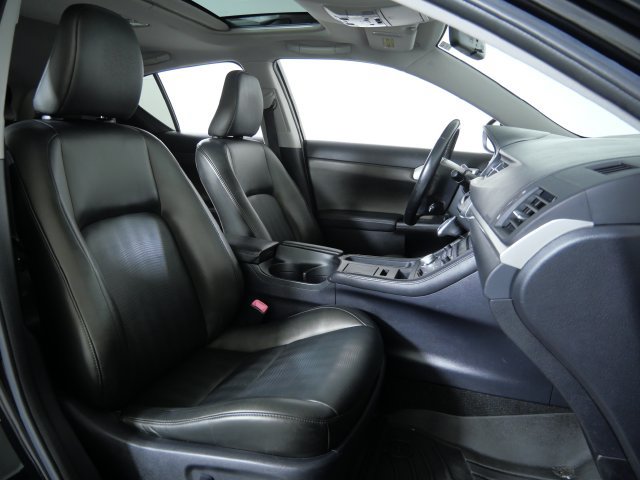 Used 2013 Lexus CT 200h w/ Seat Comfort Pkg FWD image 13