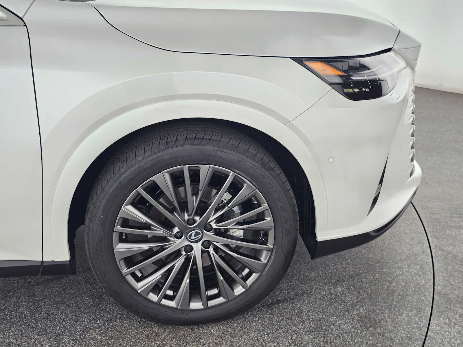 Certified 2026 Lexus RX 350 w/ Convenience Package AWD/4WD image 9
