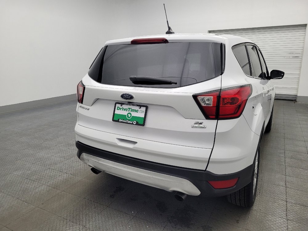Used 2019 Ford Escape SE FWD image 7