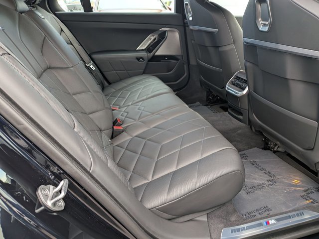 Certified 2024 BMW i7 xDrive60 w/ Premium Package AWD/4WD image 26